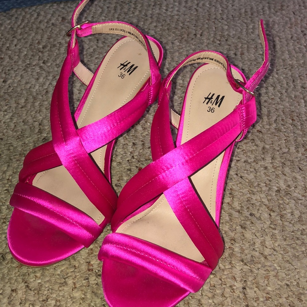 Pink heels